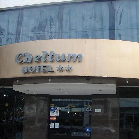 Cheltum Hotel Trelew Esterno foto