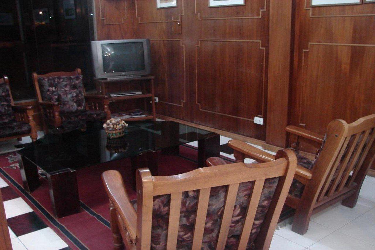 Cheltum Hotel Trelew Esterno foto